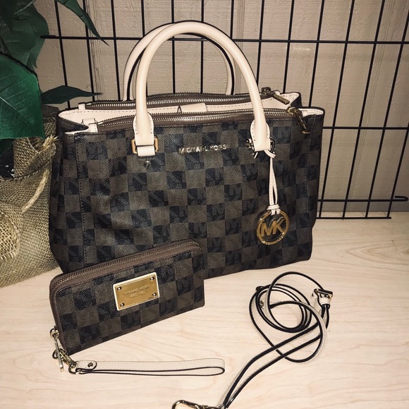 michael kors checkered purse